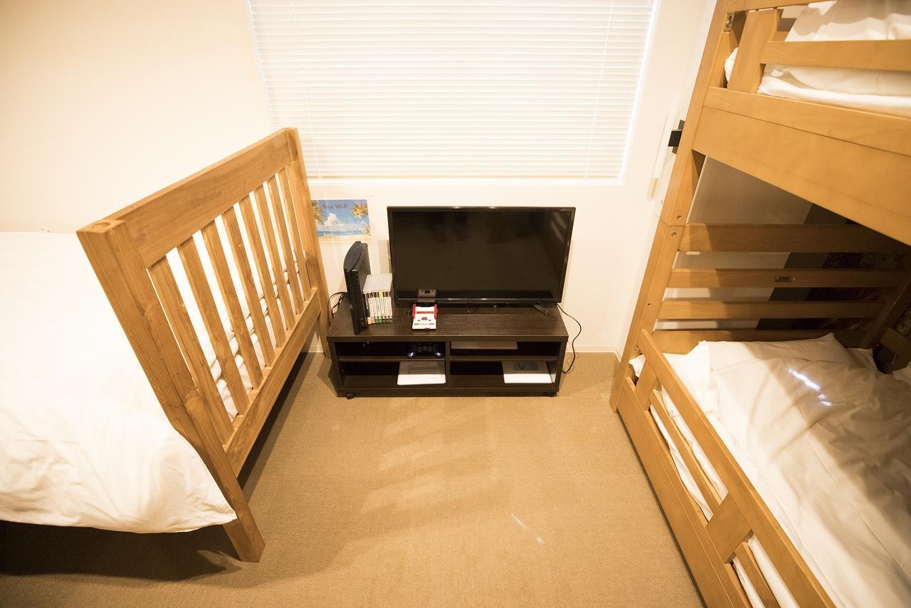 Yadokari Namba Hostel Osaka Zewnętrze zdjęcie