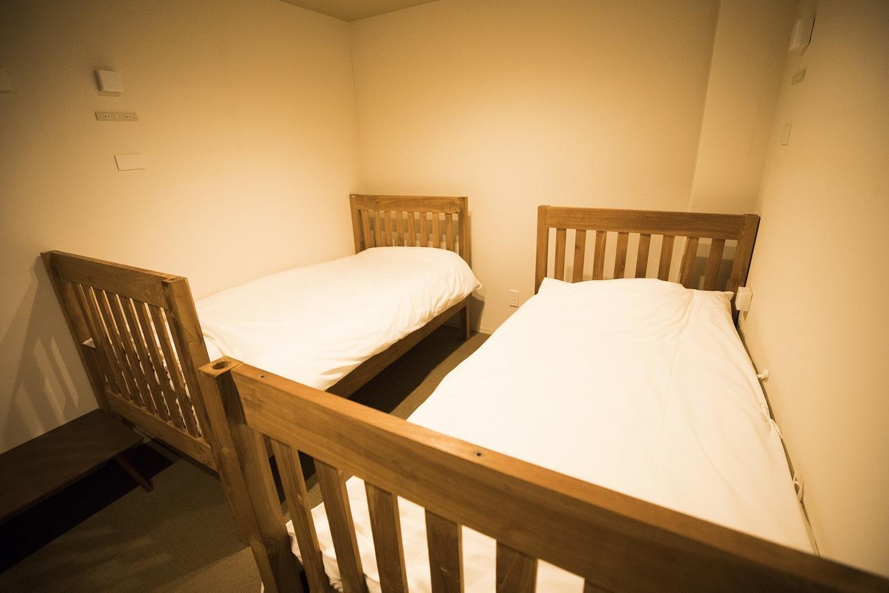 Yadokari Namba Hostel Osaka Zewnętrze zdjęcie