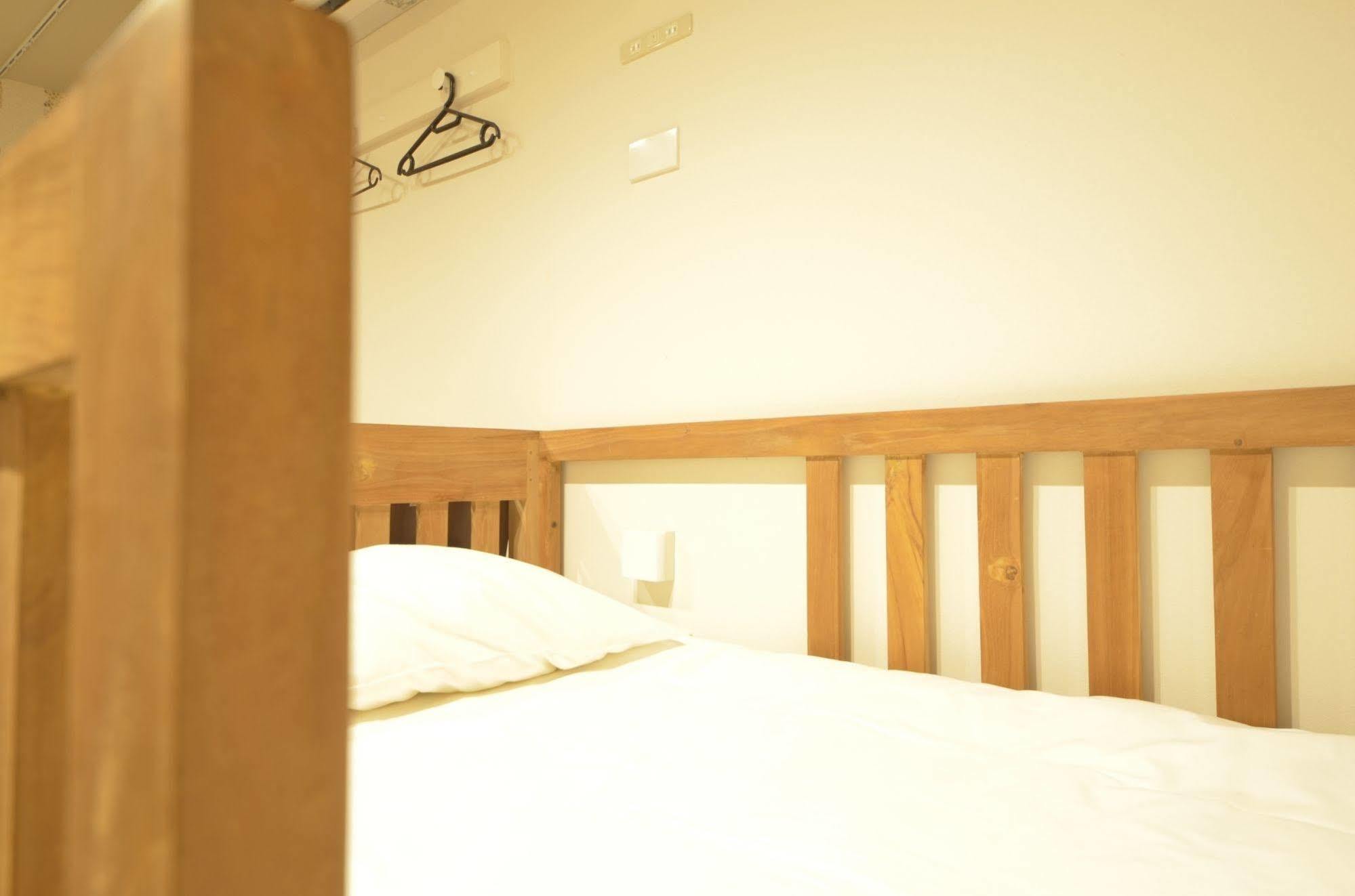 Yadokari Namba Hostel Osaka Zewnętrze zdjęcie